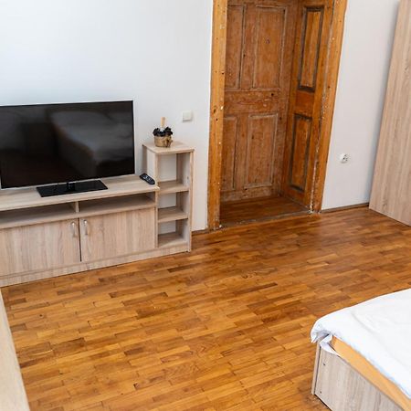 Fabini Apartments Mediaş المظهر الخارجي الصورة