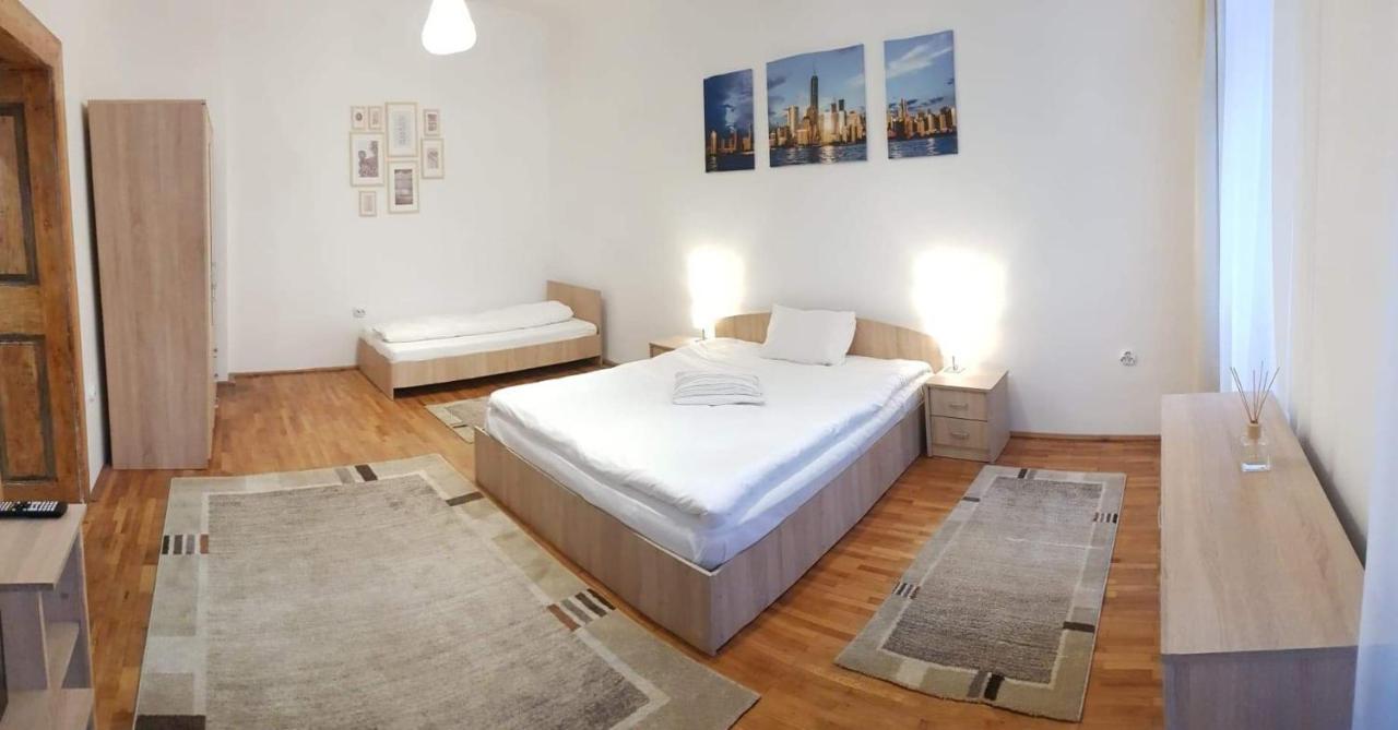 Fabini Apartments Mediaş المظهر الخارجي الصورة